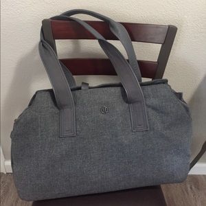 Lululemon Duffel w. Laptop pocket